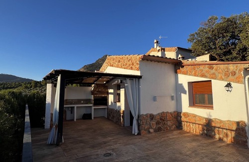 Campocamara Cottage | Cozy Cottage in Pozo Alcón: Independent, Fully Equipped, Near Sierra de Cazorla, Community Pool