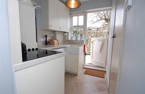 Swanage Cottage | Cozy Cottage in the Heart of Swanage - Rumpus Cottage