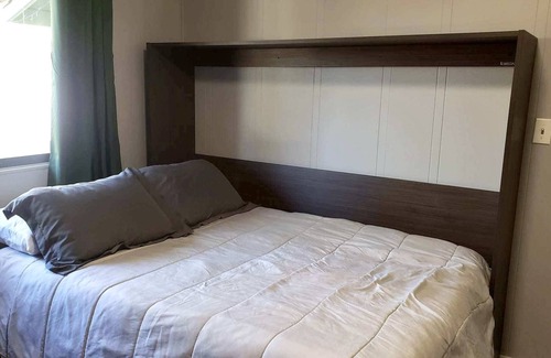 Payson Cottage | Cozy cottage in the pines, quiet and close to town.