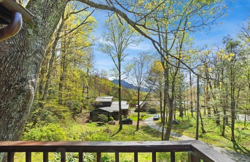 Banner Elk Cottage | Cozy Cottage in the Heart of Blue Ridge Mountains