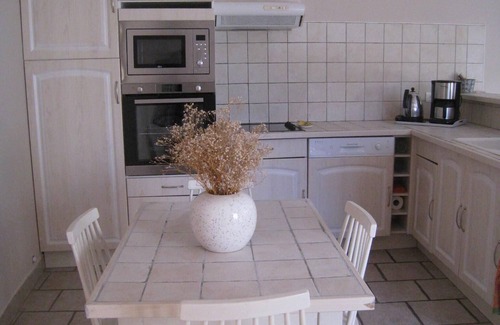 Comps Cottage | Cozy Cottage in the Very Heart of Provence Among Oliver Trees