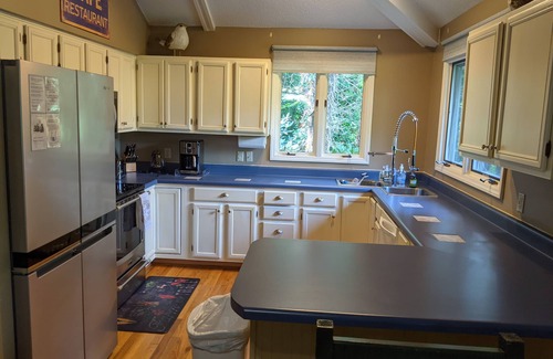 Waynesville House | Cozy Cottage in Waynesville, NC