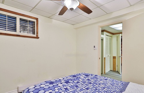 Thornhill Apartment | Cozy Cottage-like Apartment at the Heart of Thornhill!