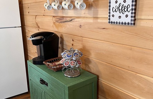 Hickman Cottage | Cozy cottage near Music City USA , sleeps 3n