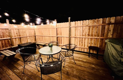 Merrimac Cabin | Cozy Cottage next to Ski/Golf/Hike/Breweries