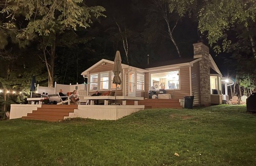 Crandon Cottage | Cozy cottage on Lake Lucerne in Crandon, Wi. Home of the Crandon Brush Run !