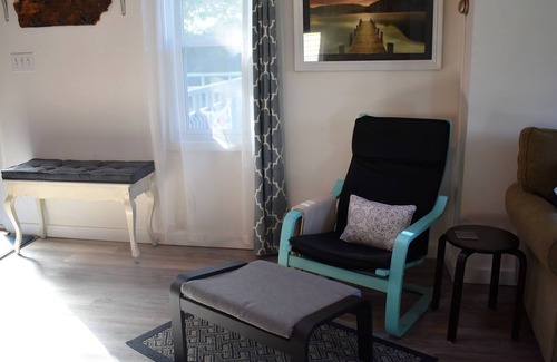 Canandaigua Cottage | Cozy cottage one block to Lake. Perfect for couples & solo travelers w/a pup!