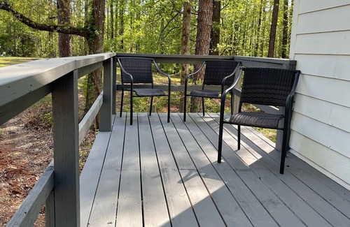 Seneca Cottage | Cozy cottage quiet and secluded but close to everything.