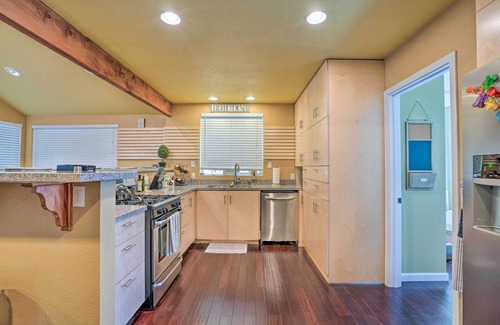 Mount Baldy Cottage | Cozy Cottage w/Grill - 5 Mi to Mt Baldy Resort!