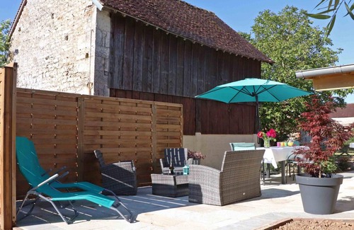 Joue-du-Plain Cottage | Cozy cottage with fiber, pets allowed