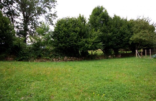 Saint-Nizier-de-Fornas Cottage | Cozy Country House: 6 Beds, Fireplace, Garden, Near Ski and Historic Sites