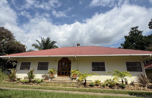 El Asintal House | Cozy country house 15 minutes from IRTRA. Ideal for sharing with family