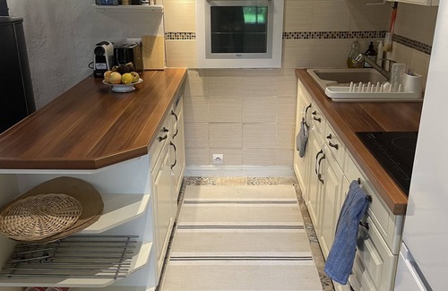 Maniquerville House | Cozy countryside family home with large private garden and close to the seaside