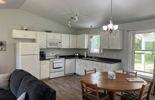 Otto Cottage | Cozy Coweeta Cottage
