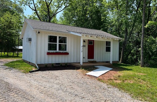 Otto Cottage | Cozy Coweeta Cottage