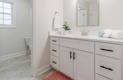 Clarksville House | Cozy craftsman home!
