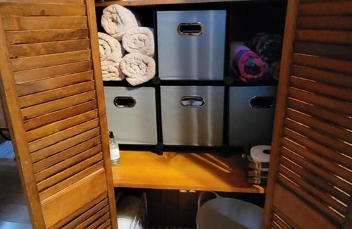 Crystal House | Cozy Crystal Cabin with Lake Access