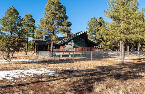 Williams Cabin | Cozy Custom Cabin In The Pines-Williams AZ