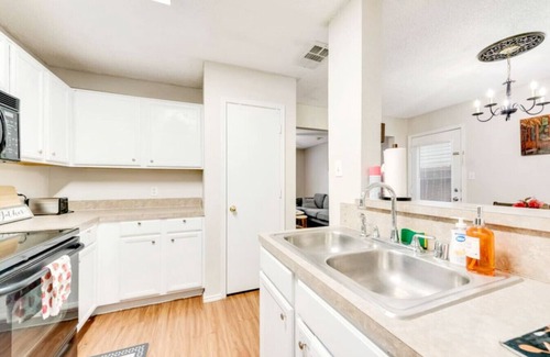 Oak Cliff House | Cozy Dallas Casa – 5 beds/9 people - Bishop Arts