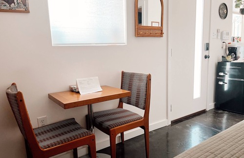 Cheery Lynn House | Cozy Desert Guesthouse