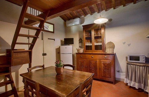 Fauglia House | Cozy detached house in a small private park a short distance from Pisa.