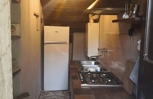 Umbertide Apartment | Cozy detached house in the historic center of Umbertide indoor garden