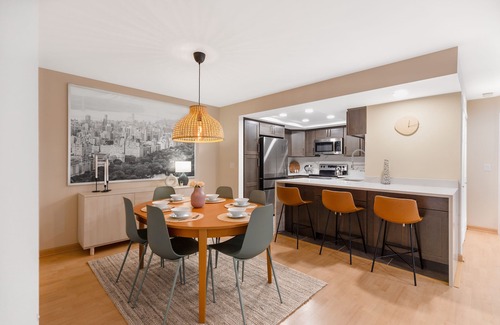 Northwest Bellevue Condo | Cozy Downtown 2BD Bellevue Condo, Free Parking