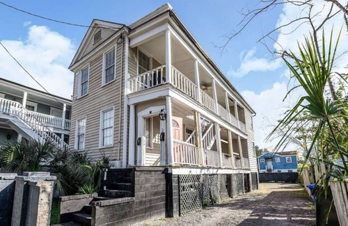 Downtown Charleston Apartment | Cozy Downtown Charleston Apt