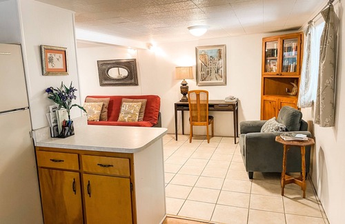 Nevada City Apartment | Cozy Downtown Cottage w Parking