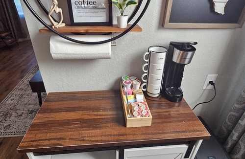 Near East Side House | Cozy Downtown Duplex