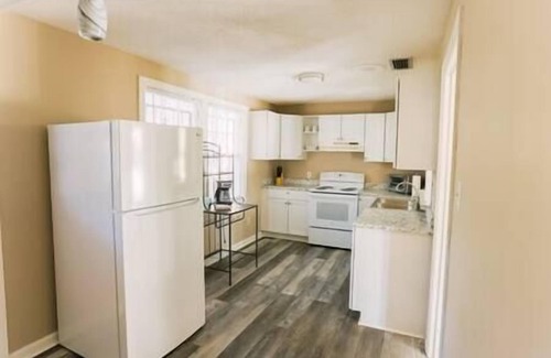 Mobile House | Cozy Downtown Gem | Fully Equipped | Free Parking