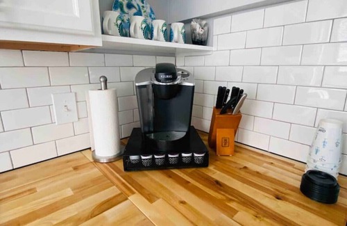 Downtown Cleveland Apartment | Cozy Downtown Modern Condo in the Heart of it all