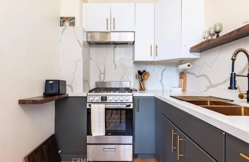 East Village Condo | Cozy Downtown Studio Near Convention Center and Beach