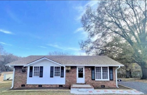 Eden House | Cozy Eden Ranch Near Medical Center