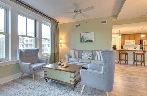 Villa Lago Condo | "Cozy Elegance: 2BR | 2BA Lasata Condo with Bay Views" at Sandestin Golf and Beach Resort!