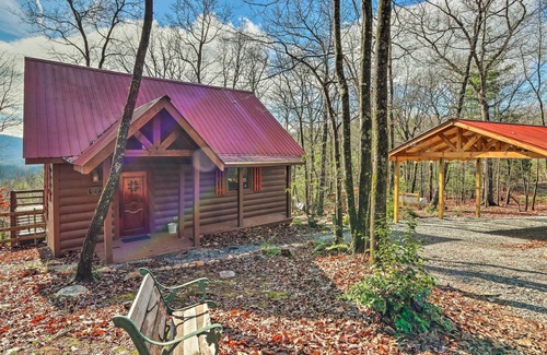 Ellijay Cabin | Cozy Ellijay Cabin w/ Deck & Mountain Views