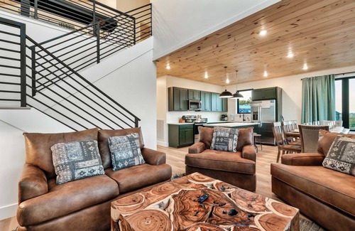 Sevierville Cabin | Cozy Fall Escape | Indoor Pool, Theater, Game Room