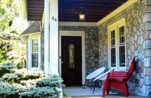 Skytop House | Cozy Family Cottage on Skytop Lodge Property