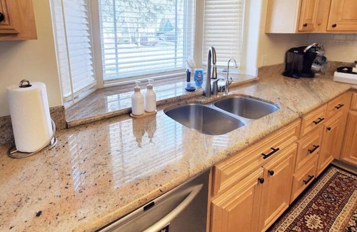 Spirit Lake House | Cozy Family Cottage at the Lake Okoboji off East Lake