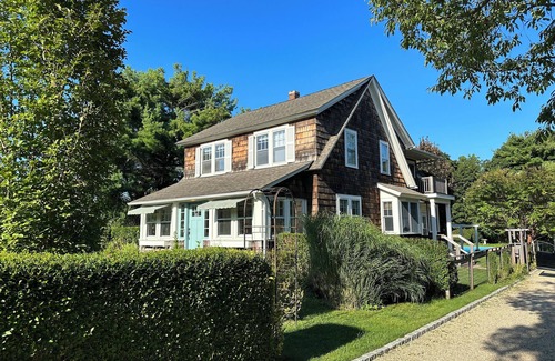 Bellport House | Cozy Family-Friendly Beach Retreat with Pool