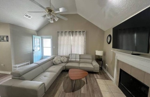 D'Iberville House | Cozy Family Home Close to Biloxi and Beach