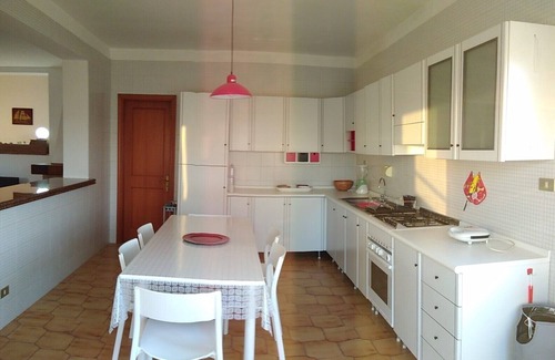 San Lorenzo Villa | Cozy family villa 120 meters from the sea
