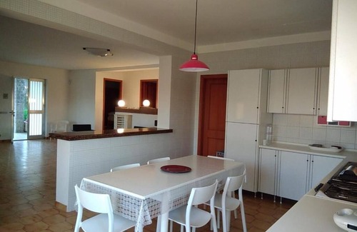San Lorenzo Villa | Cozy family villa 120 meters from the sea