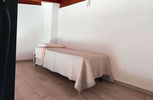 Marone Other | Cozy farmhouse with lake view Triple room + loft "Lovere"