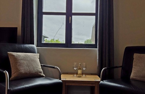 Municipality of Doetinchem Bed & Breakfast | Cozy, fine guest house with 2 private bathrooms. Luxury kitchen available.