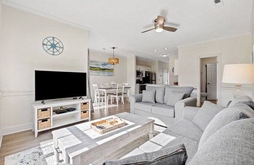 Central Myrtle Beach Apartment | Cozy First Floor at Magnolia