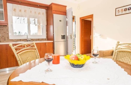 Marathopoli Apartment | Cozy flat in an olive grove 1.5km to a sandy beach