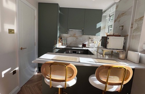 West Putney Apartment | Cozy flat in putney- the flat is under renovation available on 18 July 2024