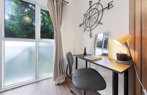 New Cross Apartment | cozy flat near tower bridge