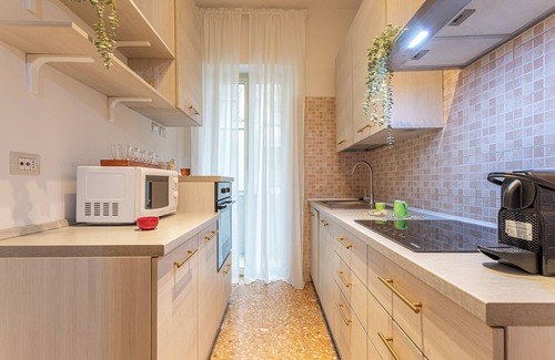 Zona V Tor San Giovanni Apartment | Cozy flat near Vatican